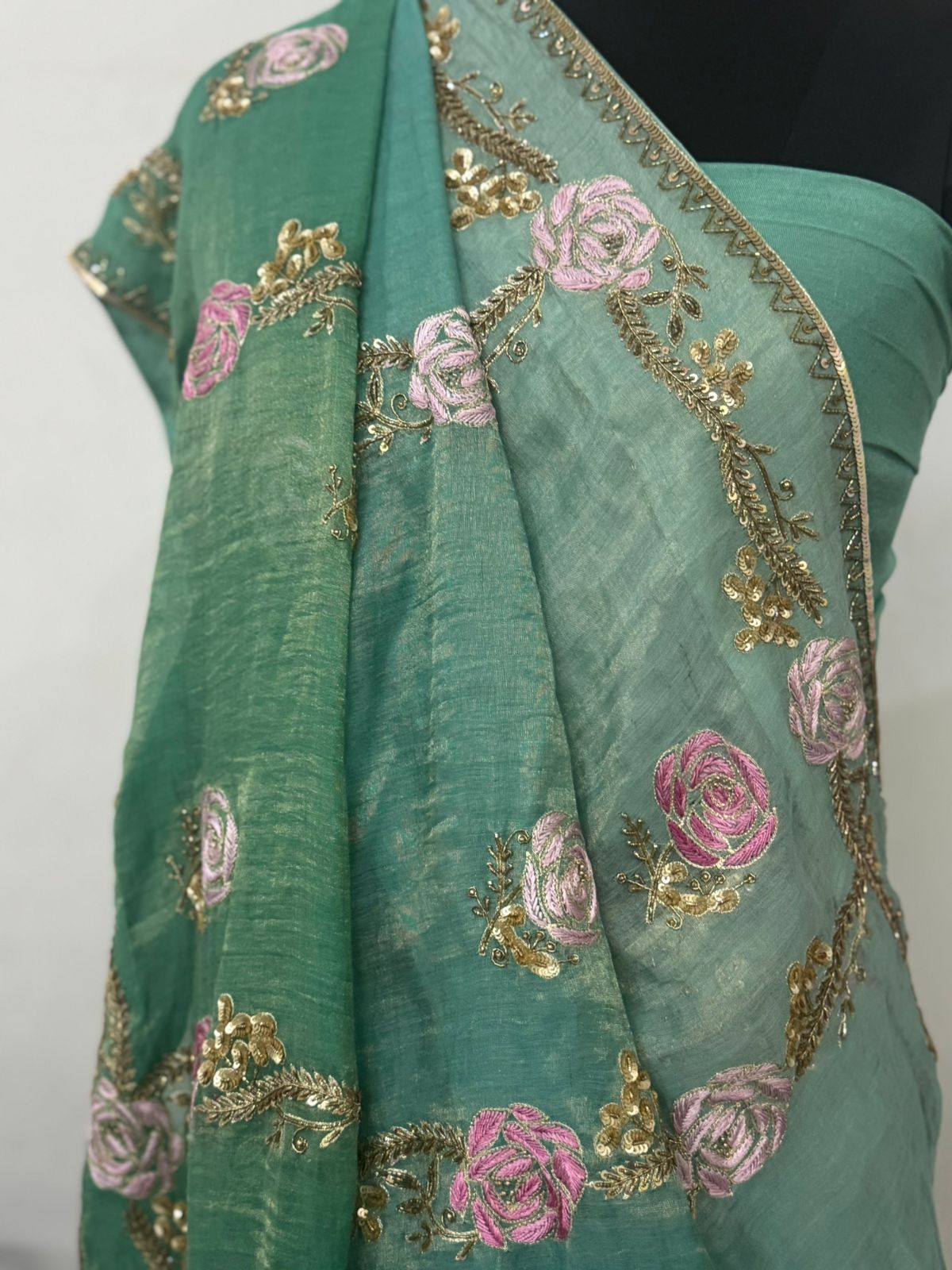 Chikankari-Zardozi Fusion
