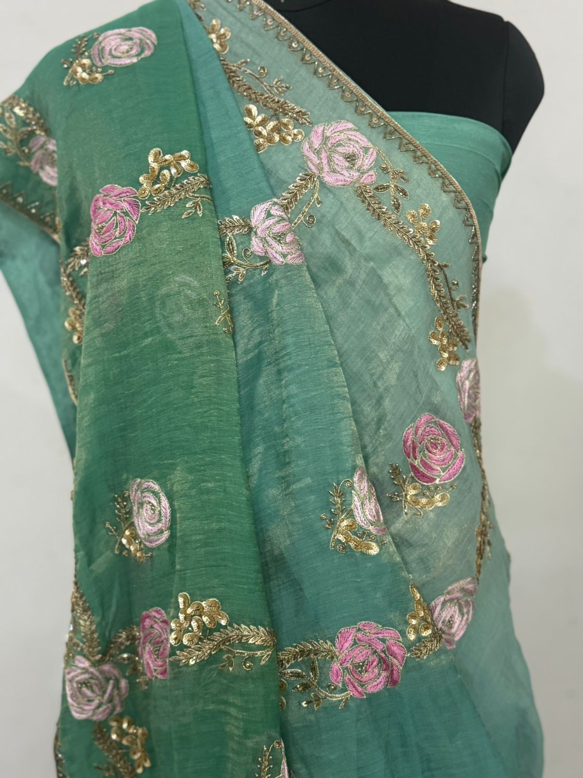Chikankari-Zardozi Fusion
