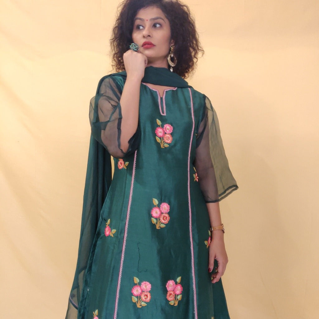 Organza Resham  Hand-Embroidered kurta set