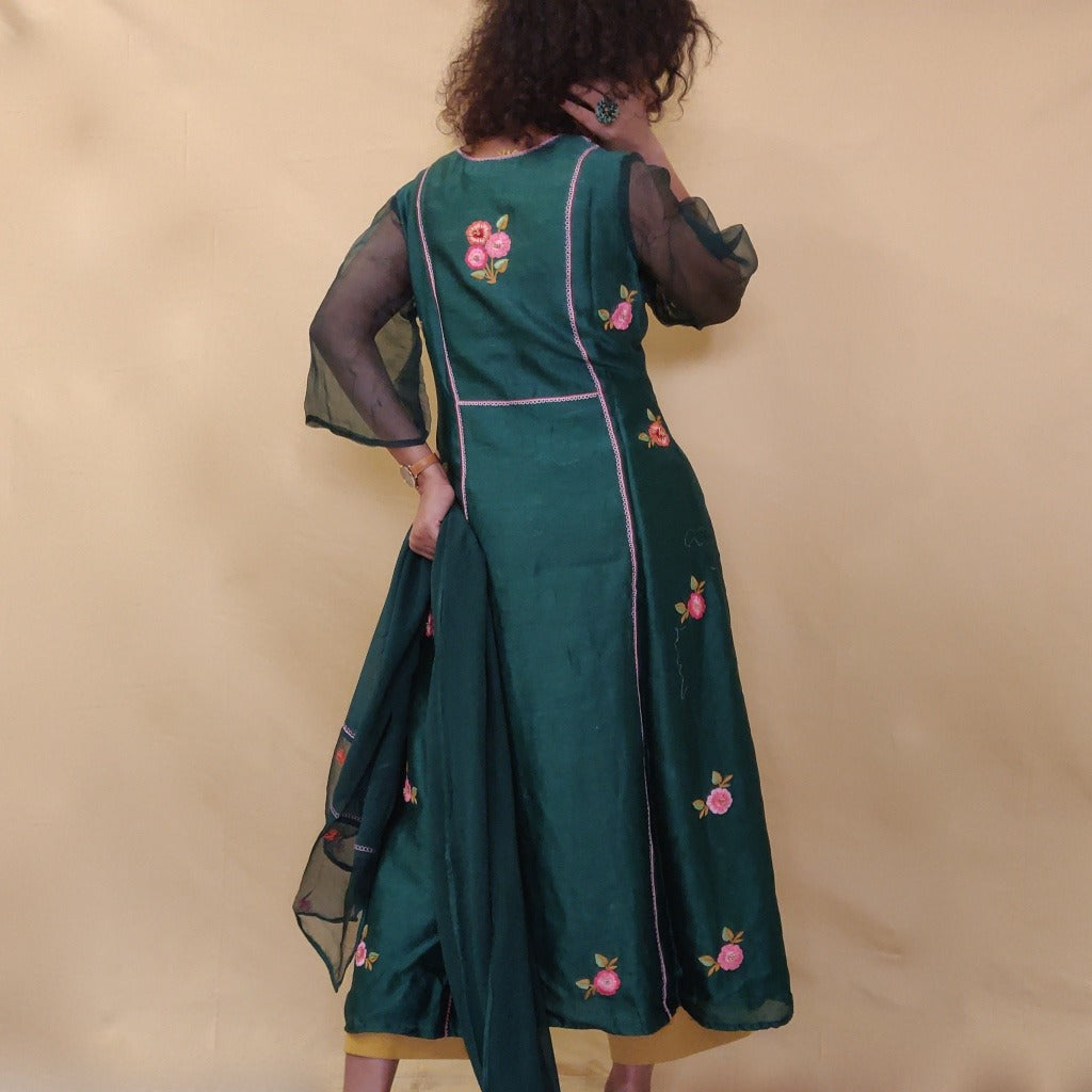 Organza Resham  Hand-Embroidered kurta set