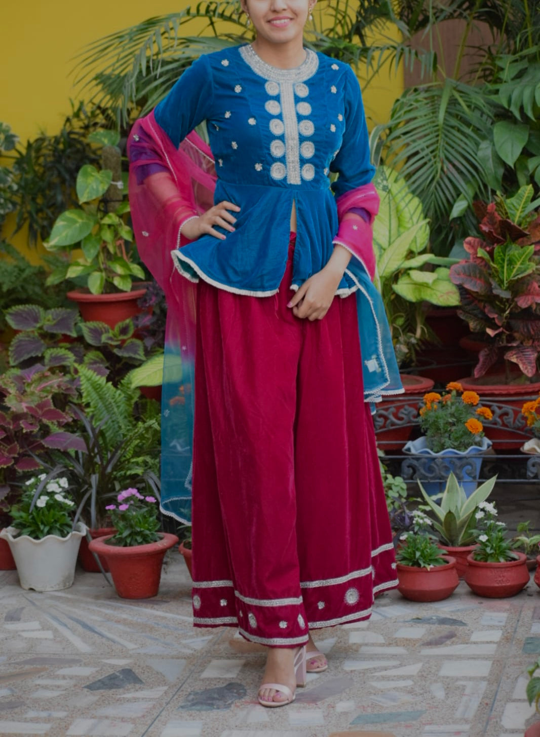 Gulabi-Blue Velvet Plazzo Set